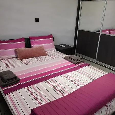 2 Bedroom Apartment-mediterranean Type Daire *